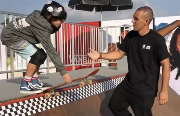 Consultoria para implementação de projetos de aulas e clinicas de skate Consultoria para implementação de projetos de aulas e clinicas de skate