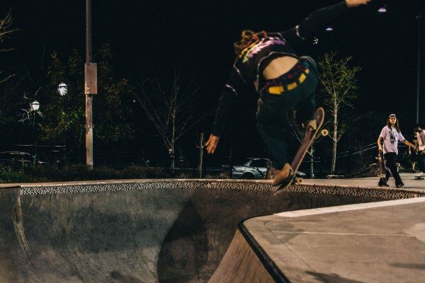 Aulas de skate para adultos: como ganhar confiança e evitar perdas
